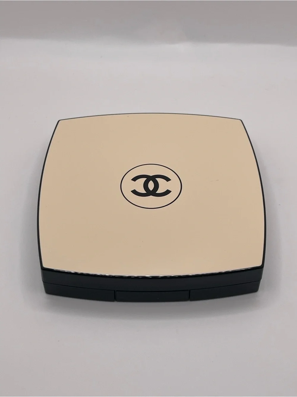 CHANEL - Healthy Glow Sun-Kissed Powder “Medium Rose Gold”